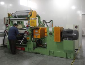 自動(dòng)翻料開放式練膠機(jī) Auto Rubber Mixing